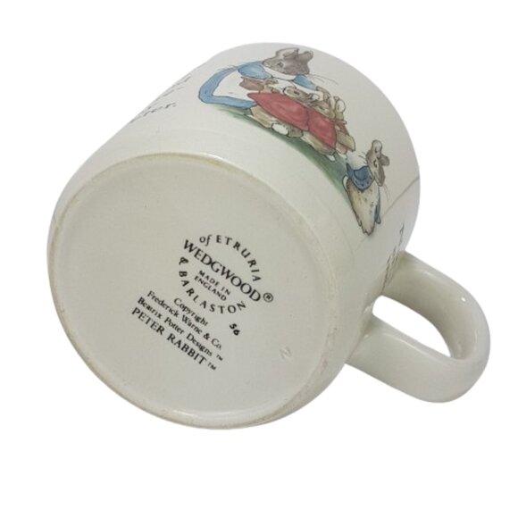 Wedgewood Beatrix Potter 3 piece Childrens Dinnerware Set & 2 Peter Rabbit DVDs - Picture 8 of 16